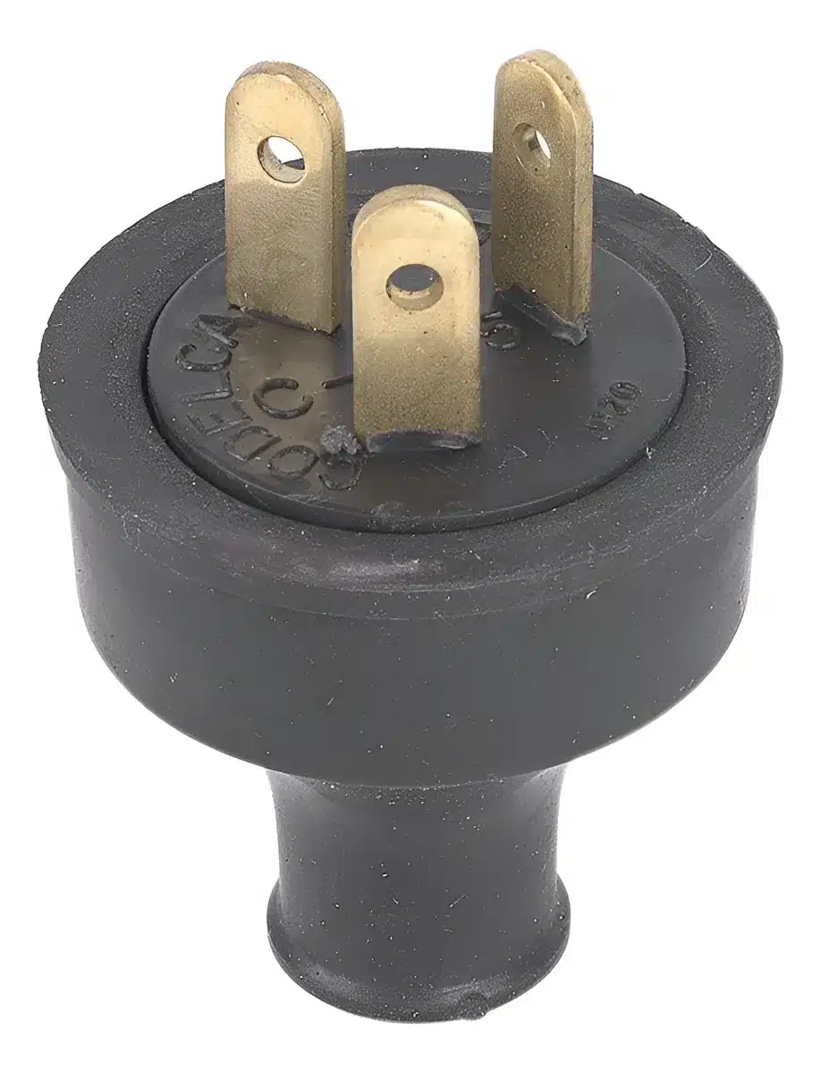 CLAVIJA TRIFILAR 20 A / 250 V~