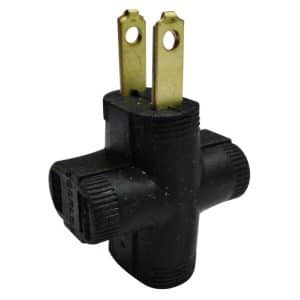 ENCHUFE CON TOMA TRIPLE “T” 15 A